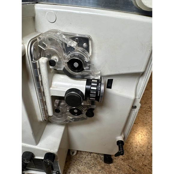 Amazing 1950s Dejur Metropolitan 707 8mm Projector Works Great! Metal Case. - Picture 3 of 12